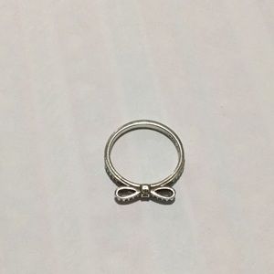 Pandora bow ring